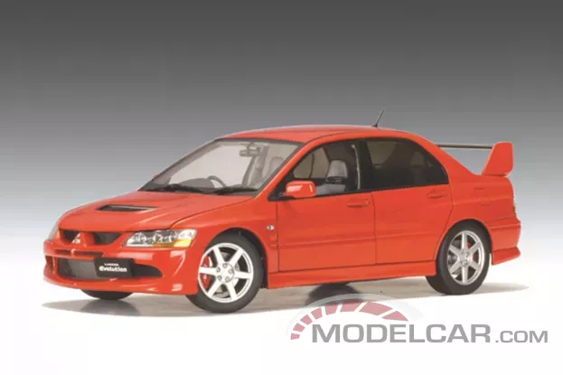 AUTOart Mitsubishi Lancer Evo VIII Street Car Red 1:18 77181