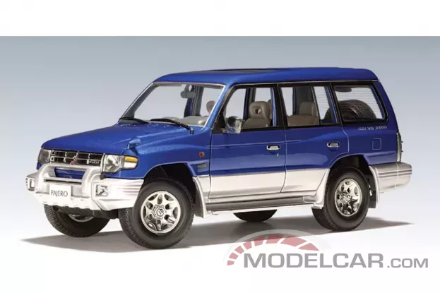 AUTOart Mitsubishi Pajero LWB V20 1998 LHD Metallic Blue 1:18 77103