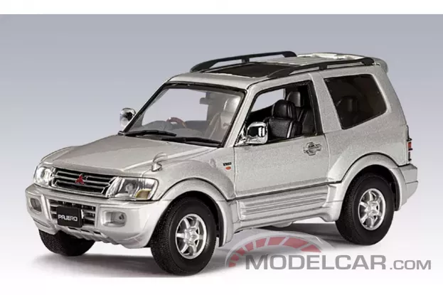 AUTOart Mitsubishi Pajero SWB V20 1999 Silver 1:43 57113