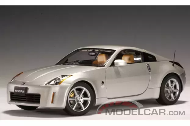 AUTOart Nissan Fairlady Z 2002 RHD Diamond Silver 1:18 77316