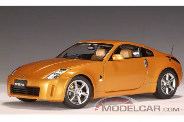 AUTOart Nissan Fairlady Z 2002 RHD Sunset Orange 1:18 77317