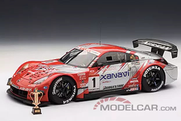 AUTOart Nissan Fairlady Z JGTC 2004 Xanani Nismo Z 1 Satoshi Motoya JGTC Team Champion special edition with driver figure 1:18 80485