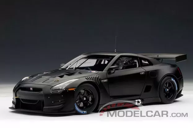 AUTOart Nissan GT-R GT1 FIA-GT R35 2010 Matt Black 1:18 81077