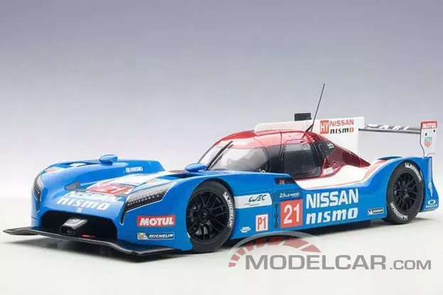 AUTOart Nissan GT-R LM Nismo Lemans 2015 21 T. Matsuda M. Shulzhitskiy L. Ordonez 1:18 81579