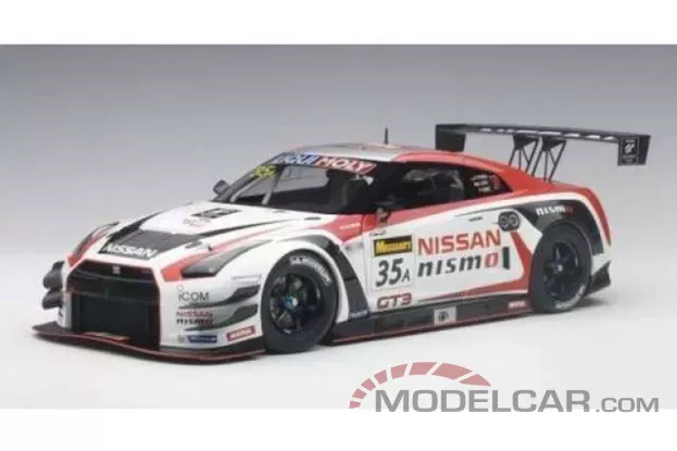 AUTOart Nissan GT-R Nismo GT3 R35 Bathurst 12 Hour Winner 2015 35 F. Strauss K. Chiyow W. Reip 1:18 81585
