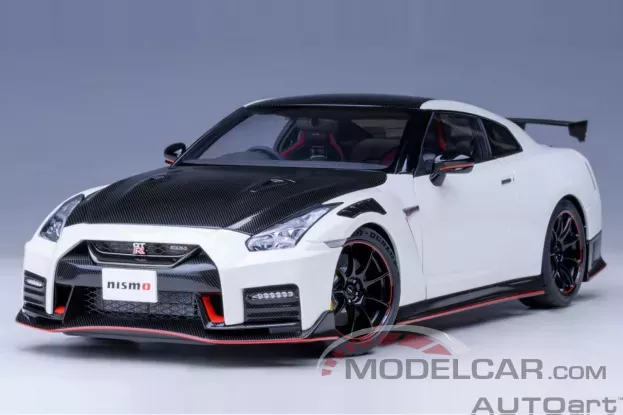 AUTOart Nissan GT-R R35 Nismo 2022 Special Edition Brilliant White Pearl 1:18 77501