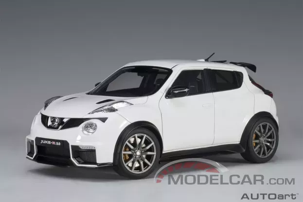 AUTOart Nissan Juke-R 2.0 White 1:18 77456