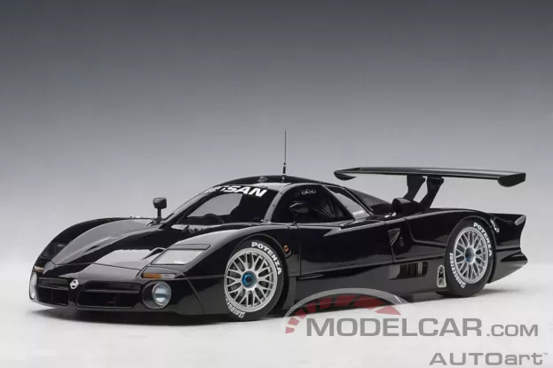 AUTOart Nissan R390 GT1 Le Mans Plain Body Version Black 1:18 89878
