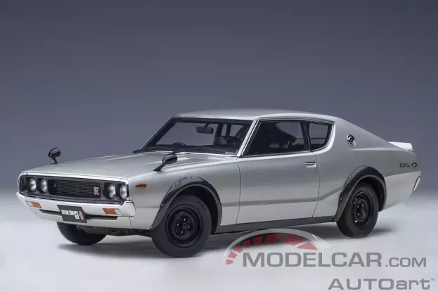 AUTOart Nissan Skyline 2000 GT-R KPGC110 Standard Version Silver 1:18 77471
