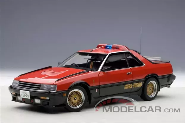AUTOart Nissan Skyline 2000 RS Turbo DR30 Japan Police 1989 Seibu-Keisatsu RS-1 1:18 77424