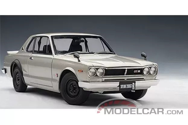 AUTOart Nissan Skyline GT-R 1st Generation KPGC10 Silver 1:18 77381