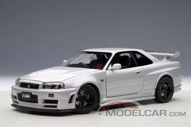 AUTOart Nissan Skyline GT-R R34 Nismo Z-Tune 2005 Diamond Silver 1:18 77352