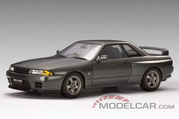 AUTOart Nissan Skyline GTR R32 Gun Grey 1:18 77341