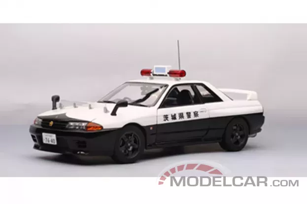 AUTOart Nissan Skyline GTR R32 Police Car Ibaraki-Kenkei 1:18 77363