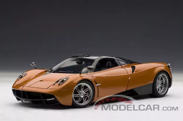 AUTOart Pagani Huayra 2011 Bronze 1:18 78269