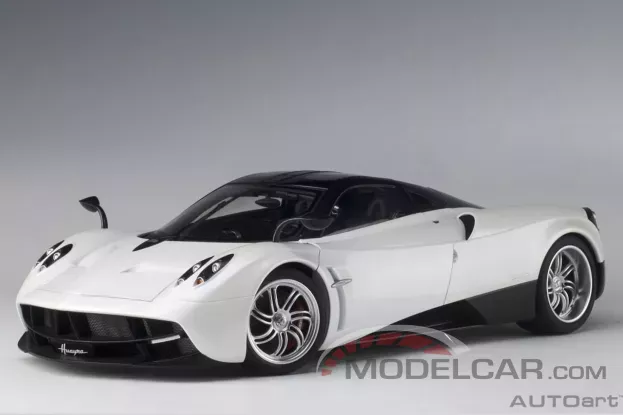 AUTOart Pagani Huayra White Metallic 1:12 12231