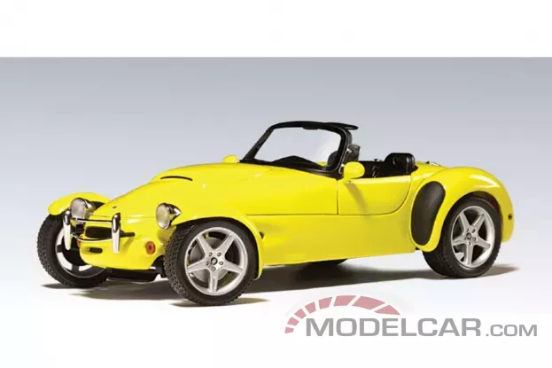 AUTOart Panoz Roadster 1998 Yellow 1:18 78213