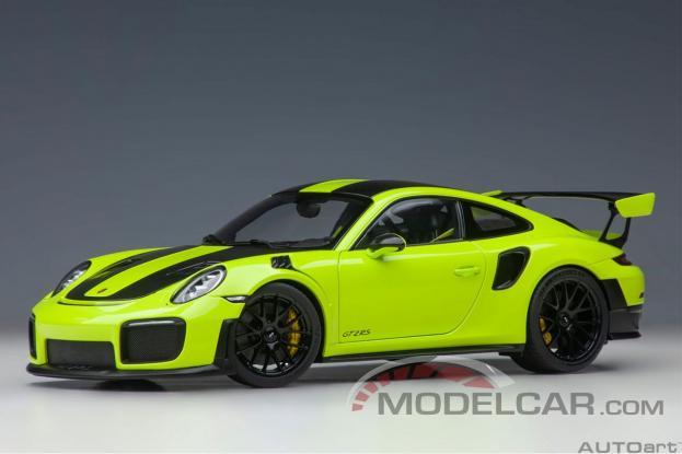 AUTOart Porsche 911 991.2 GT2 RS Weissach Package Acid Green 78187