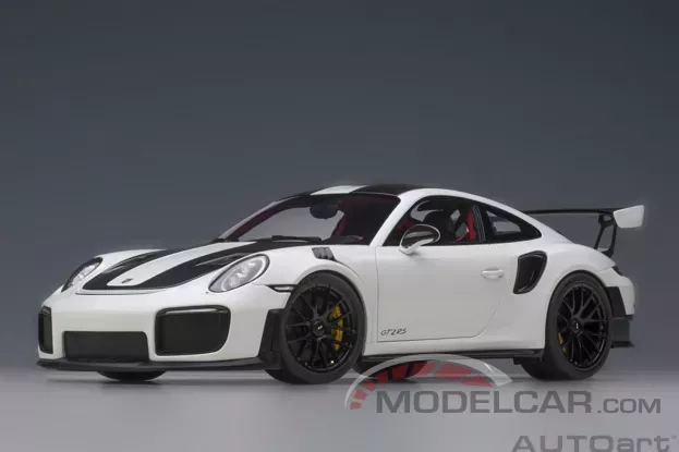AUTOart Porsche 911 991.2 GT2 RS Weissach Package White 1:18 78171