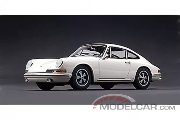 AUTOart Porsche 911 S 1967 Lightivory 1:18 77918
