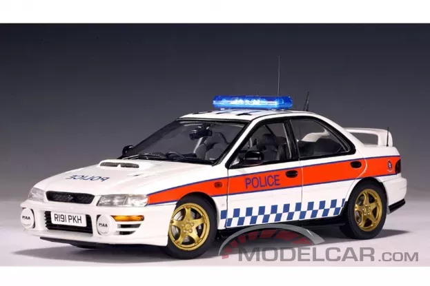 AUTOart Subaru Impreza WRX 4 door Police Car Great Britain 1:18 78651