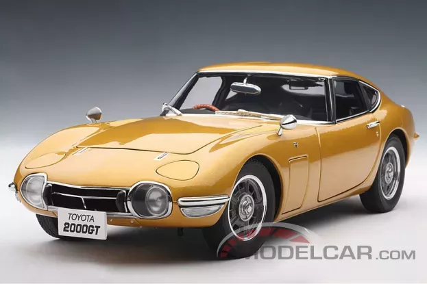 AUTOart Toyota 2000GT Coupe Gold 1:18 78749