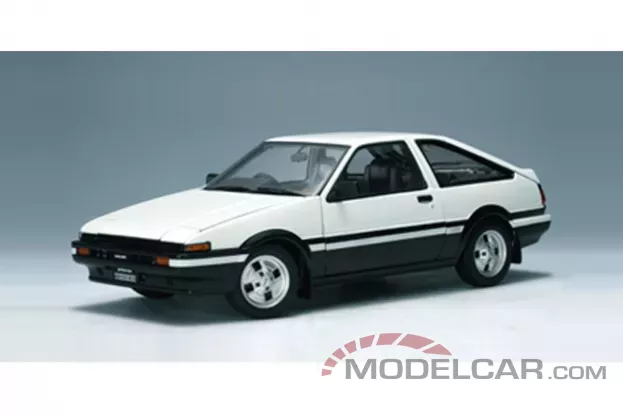 AUTOart Toyota Sprinter Trueno AE86 White 1:18 78791