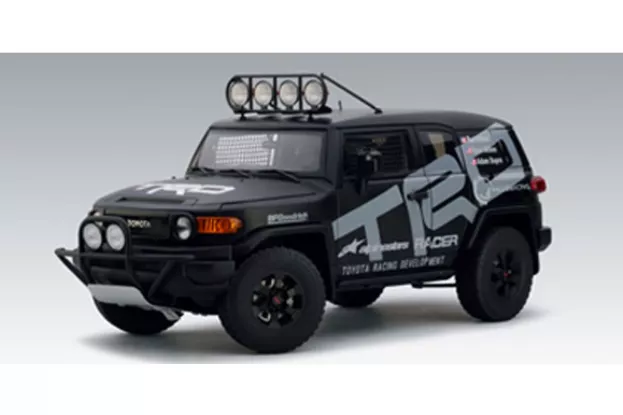 AUTOart Toyota TRD FJ Cruiser 2007 1:18 80717