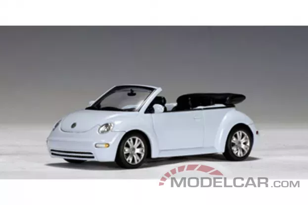 AUTOart Volkswagen New Beetle Cabriolet Aquarius Blue 1:43 59752