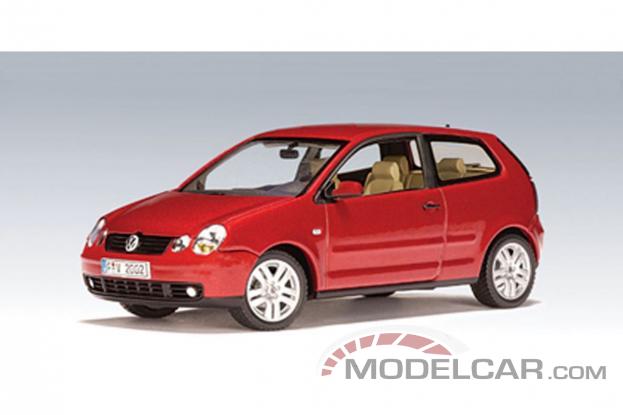 Autoart Volkswagen Polo 9n أحمر