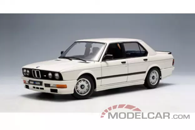 Autoart BMW M535i e28 1985 Alpine White 1:18 75161