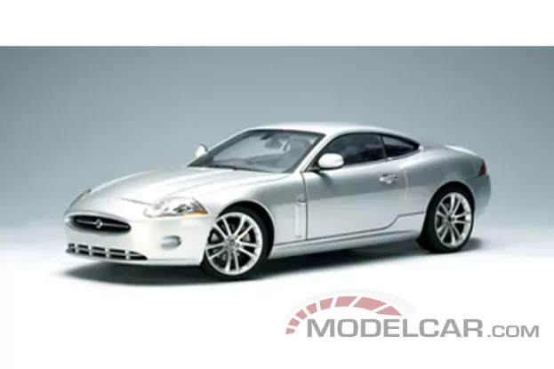 Autoart Jaguar XK 2006 Liquid Silver 1:18 73631
