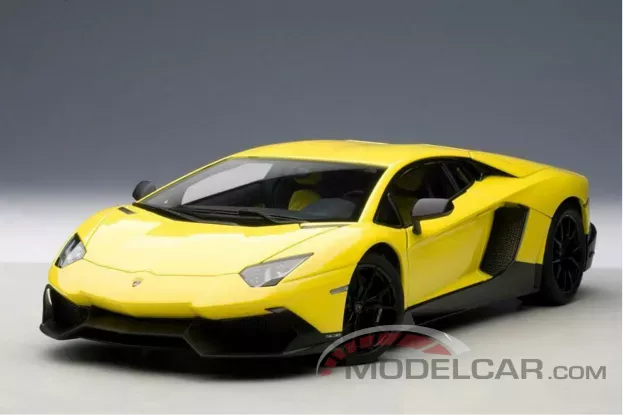 Autoart Lamborghini Aventador LP720-4 50th Anniversary Edition 1:18 74681