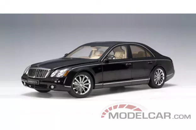 Autoart Maybach 57S 2005 black 1:18 76156