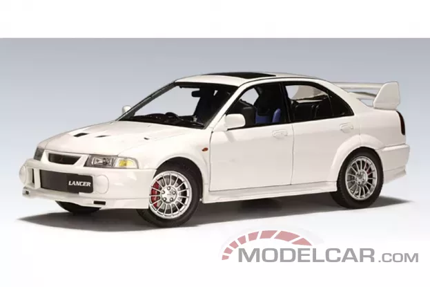Autoart Mitsubishi Lancer Evolution VI Street Car RHD white 1:18 77152