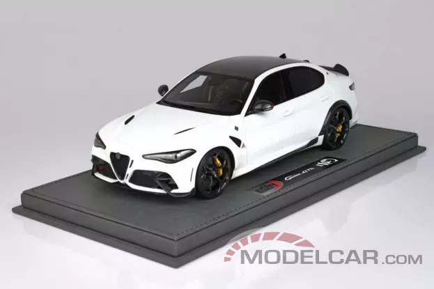 BBR Alfa Romeo Giulia GTA Bianco Trofeo Red Brakes Black Seat Belts 1:18 BBRC1851B-21