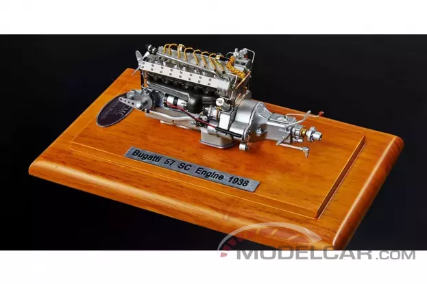 CMC Bugatti 57 SC Engine with showcase 1:18 M-112