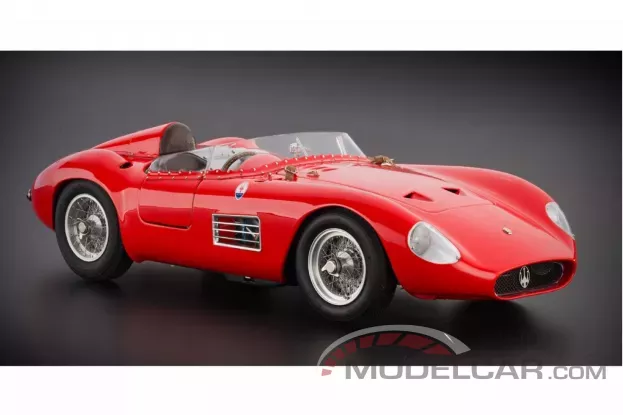 CMC Maserati 300S Sports Car 1956 red 1:18 M-105