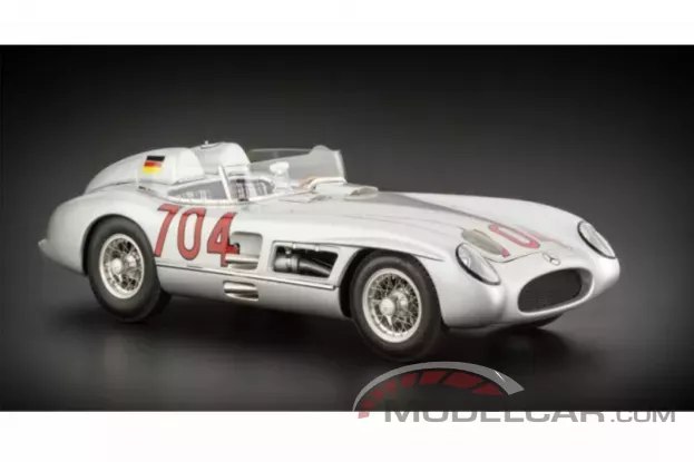 CMC Mercedes-Benz 300 SLR 704 Hans Herrmann Signature Edition 1:18 M-124