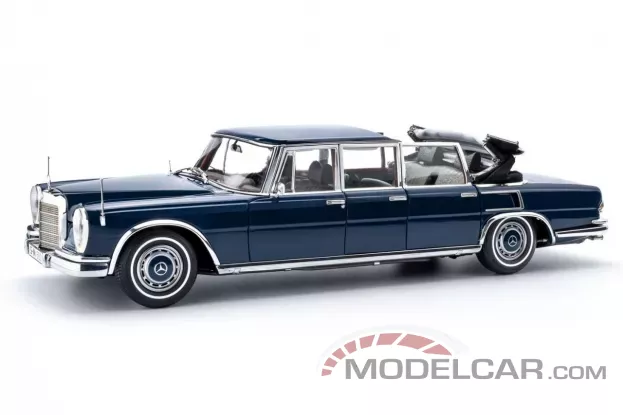 CMC Mercedes-Benz 600 Pullman W100 Landaulet with functional softtop blue 1:18 M-205