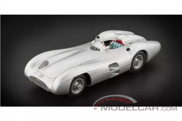 CMC Mercedes-Benz W196R Streamliner 1954 silver 1:18 M-127