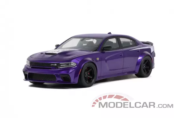 GT Spirit Dodge Charger Super Bee Plum crazy 1:18 GT895