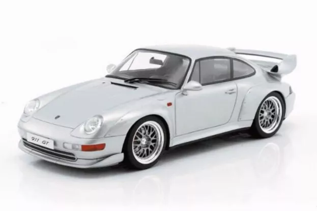 GT Spirit Porsche 911 993 GT Silver Metallic 1:18 ZM098