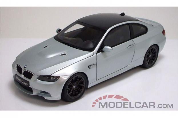 Kyosho BMW M3 coupe e92 Zilver