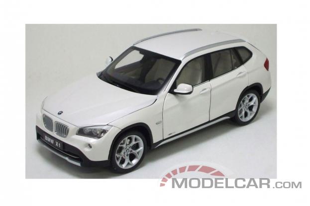 Kyosho BMW X1 e84 White
