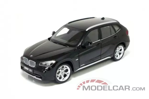 Kyosho BMW X1 xDrive 28i E84 Jet black 1:18 08791BK