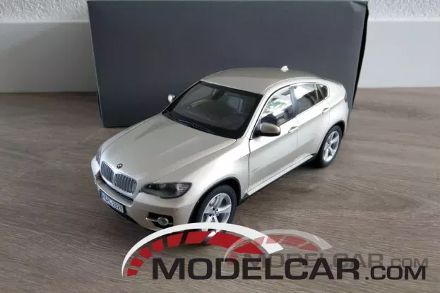 Kyosho BMW X6 xDrive 50I e71 silver gold dealer edition 1:18 80430428193