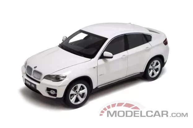 Kyosho BMW X6 xDrive50i e71 White 1:18 08761W