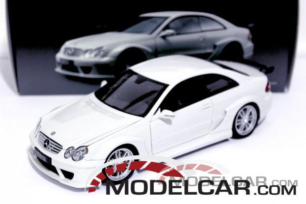 Kyosho Mercedes-Benz CLK AMG DTM coupe C209 white 08461W