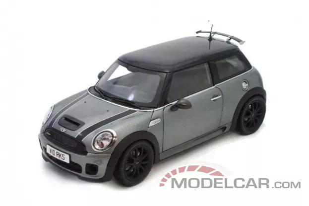 Kyosho Mini Cooper S R56 John Cooper Works Silver 1:18 08743S